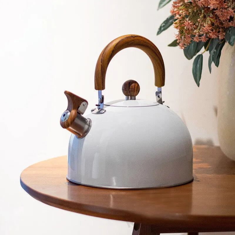 Pinnacle of Prestige: Artisanal Craftsmanship Stovetop Kettle